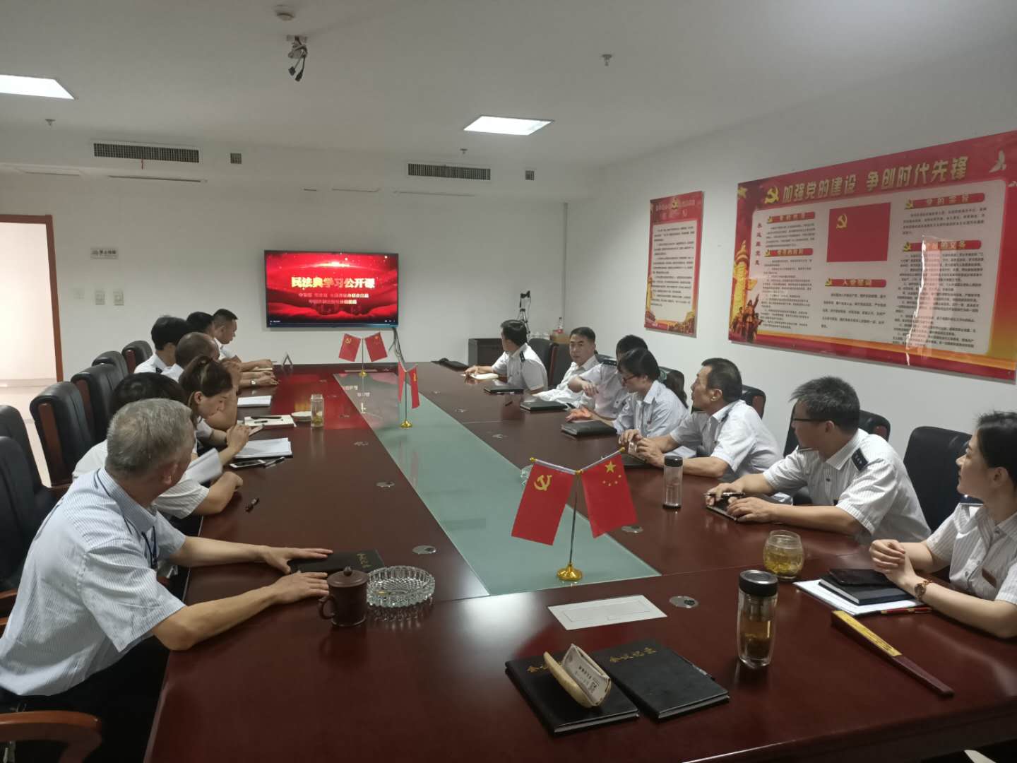 徐州汽車(chē)客運東站多措并舉 切實(shí)推動(dòng)《民法典》學(xué)習宣傳