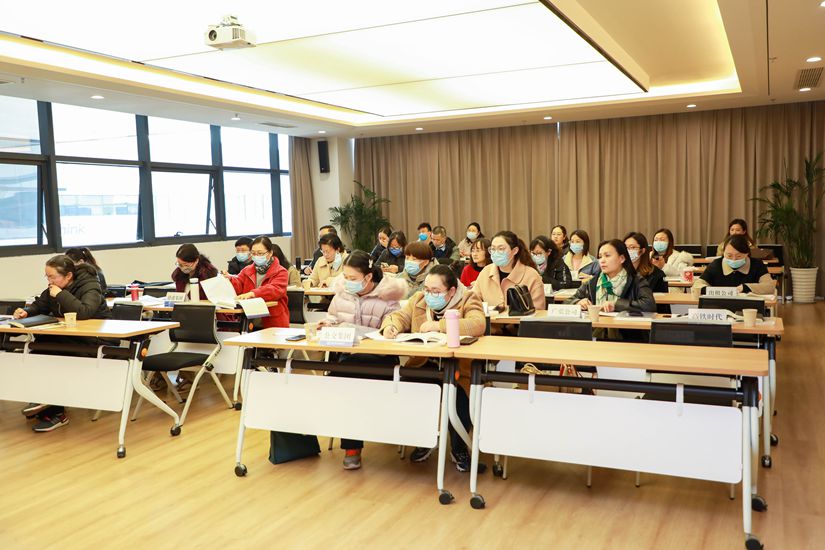 集團工會(huì )舉辦工會(huì )經(jīng)審、財務(wù)干部培訓班