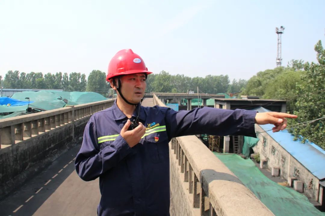 心系客戶(hù)，傾心服務(wù)的先行者——優(yōu)秀共產(chǎn)黨員閆龍