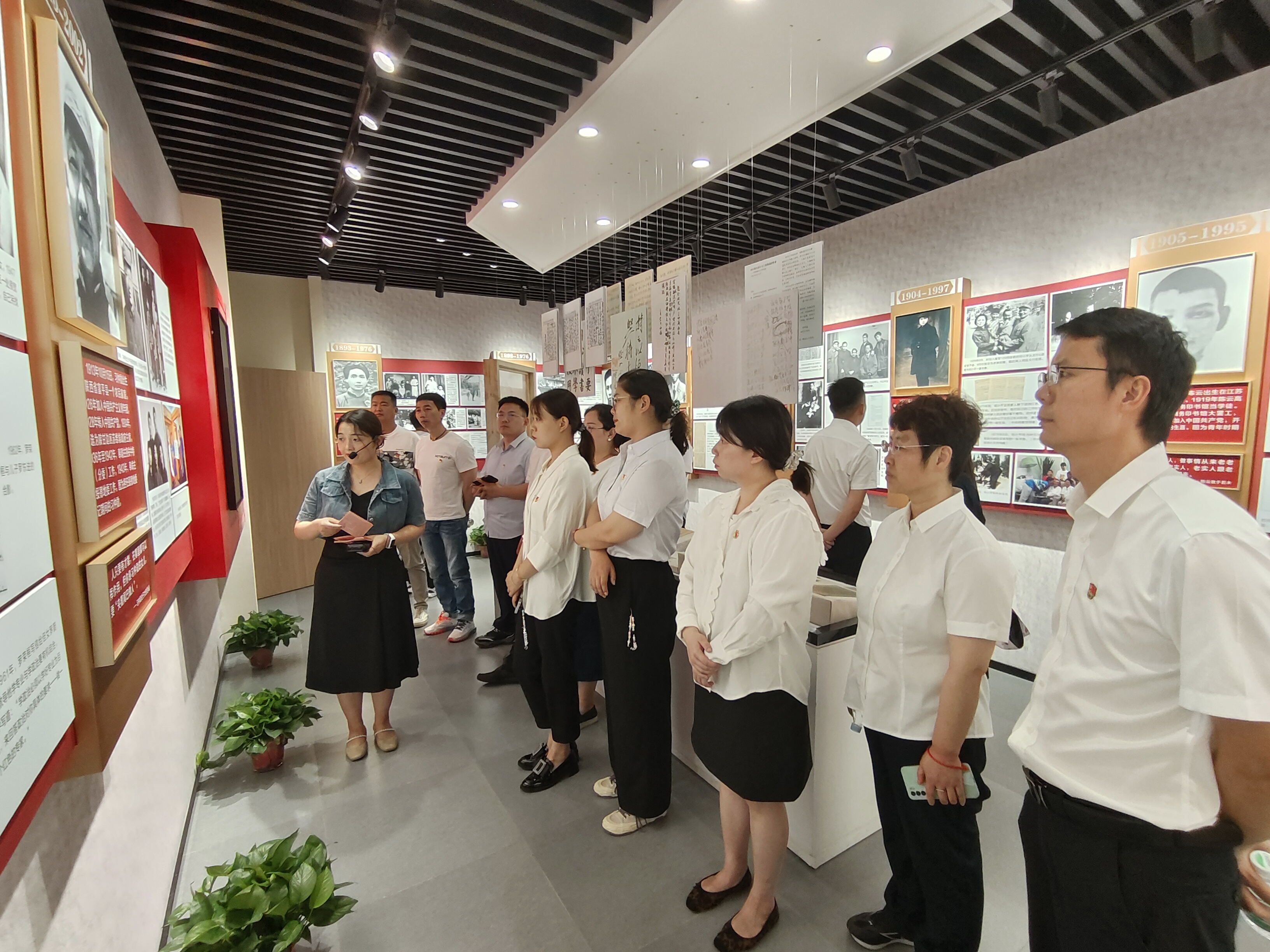 【家風(fēng)建設】廣弘公司深入開(kāi)展“清風(fēng)徐來(lái)·廉韻潤家”家風(fēng)建設活動(dòng)