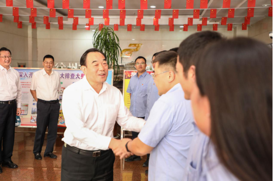 周鐵根赴公交公司開(kāi)展安全生產(chǎn)檢查